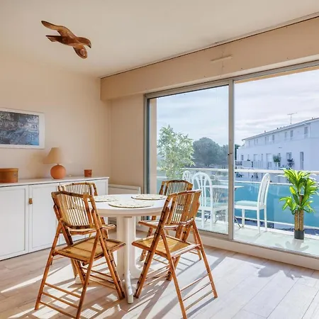 Apartment Les Hirondelles De La Plage