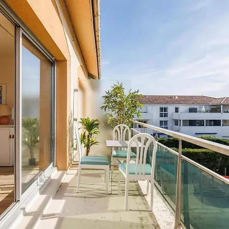 Apartment Les Hirondelles De La Plage